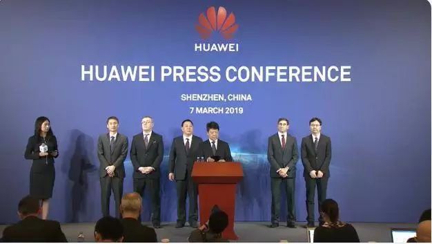 龙岗无敌手是什么梗