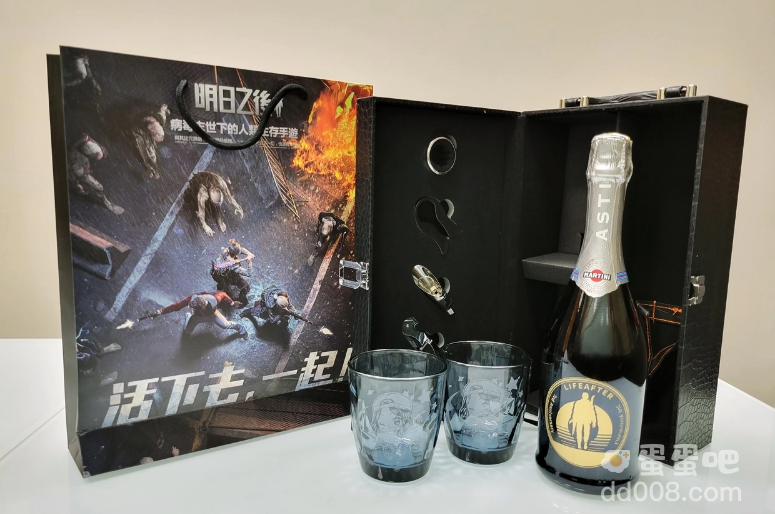 《明日之后》三周年暖身活动开启登入免费送纪念时装、头像框！