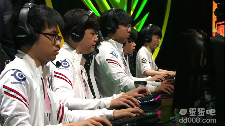 《英雄联盟》季中邀请赛RNG、T1、EG、G2晋级四强PSG止步六强